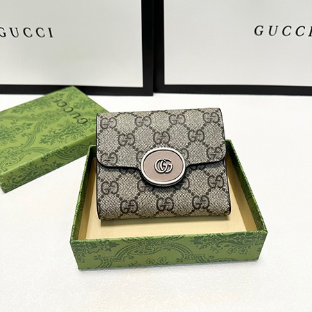 革のサイズ 11x10cm カラー ブラック GUCCIの人気牛革とPVCのショート三つ折り財布 クラシックなスタイル 細かい細工 耐摩耗性、耐久性、優れた感触