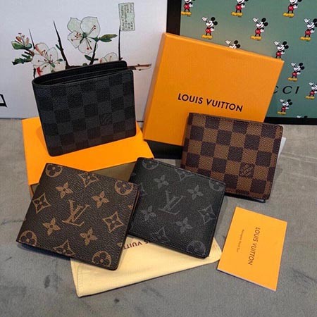 LV クラシック フォー ブラザーズ ショート スタイル。クラシックで時代を超越したホットなスタイル。最新のカウンター イエロー パッケージには、カード スロットが内蔵されています。