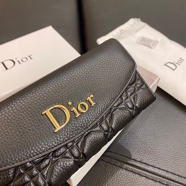 ディオール | dior カラー ブラック ディオール 牛革 型押し財布 牛革 質感と感触 最高級のオリジナルキャビネット 容量 最高級の牛革 サイズ 19x10cm