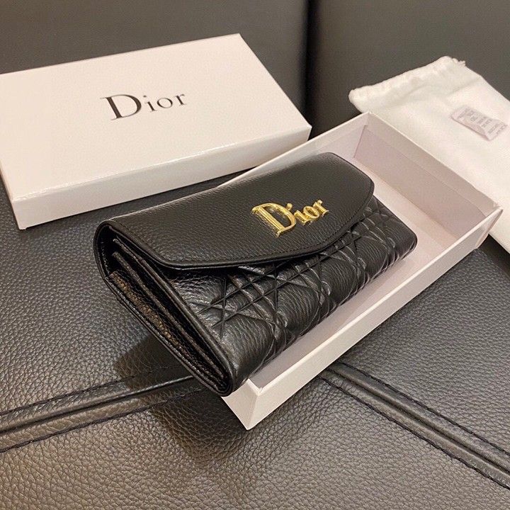 ディオール | dior カラー ブラック ディオール 牛革 型押し財布 牛革 質感と感触 最高級のオリジナルキャビネット 容量 最高級の牛革 サイズ 19x10cm