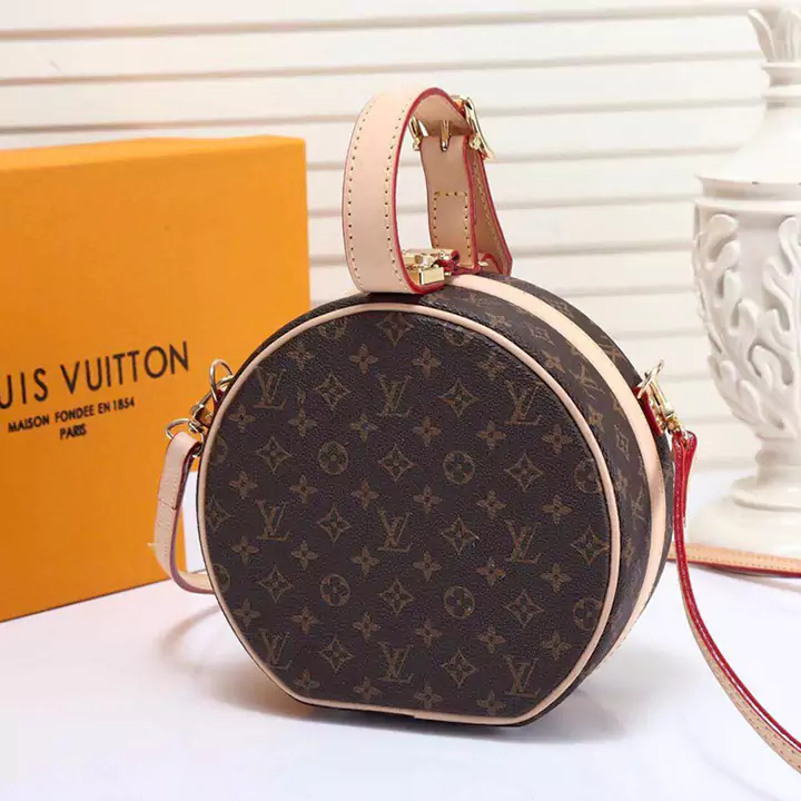 LV 老眼 ギフトボックス付き PETITE BOITE CHAPEAU バレルバッグ アップルバッグ M43514 定番のハットボックスがキュートなスタイルのポータブルポーチに変身しました。コンパクトで実用的 (iPhone 7 携帯電話を収納可能)、デュアル バージョン デザイン: 牛革トリム付きのクラシックなモノグラム キャンバス、トリム付きのトレンディなリバース モノグラム キャンバス。