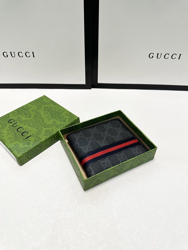 GUCCIカウンタースタイルのメンズショートスタイルを半分に折り、1対1のPVCとレザーの感触、無敵、シンプルでエレガント、男性の必需品