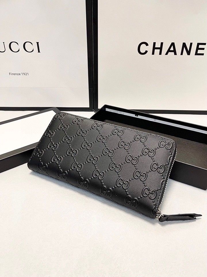 グッチ | グッチカラー ブラック GUCCI ホットバージョン シングルプル スモール クラッチバッグが入荷しました。 内側と外側の革の色が一致しています。 サイズは 19x10cm です。