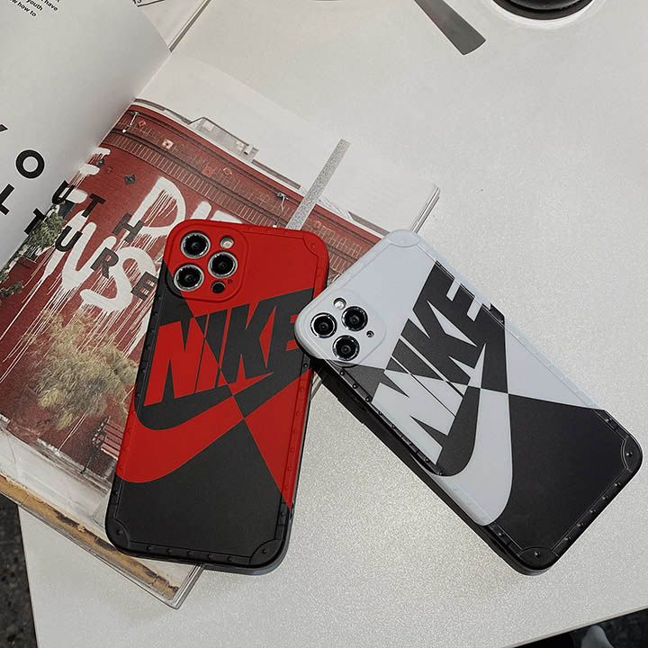 nike アイフォーン ブランド 15 プラス スマホケース ナイキ 14 プロ 16 プロ iphone ハイブランド 携帯 ケース 値段 店舗 高校生 耐衝撃 