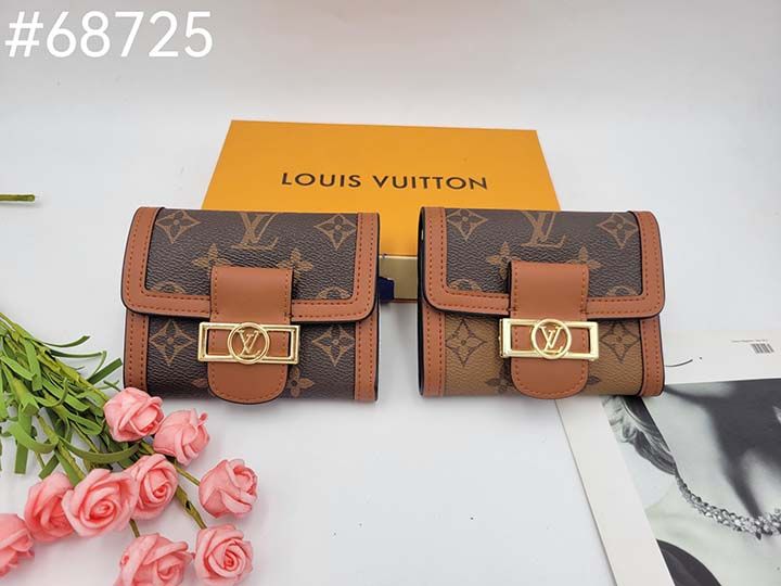 LV Daphne マグネット式開閉部、十分な内部スペース、紙幣用のロングポケット、サイドにジッパー式コインコンパートメント 財布レザー: 12 x 9.5 x 3.5cm